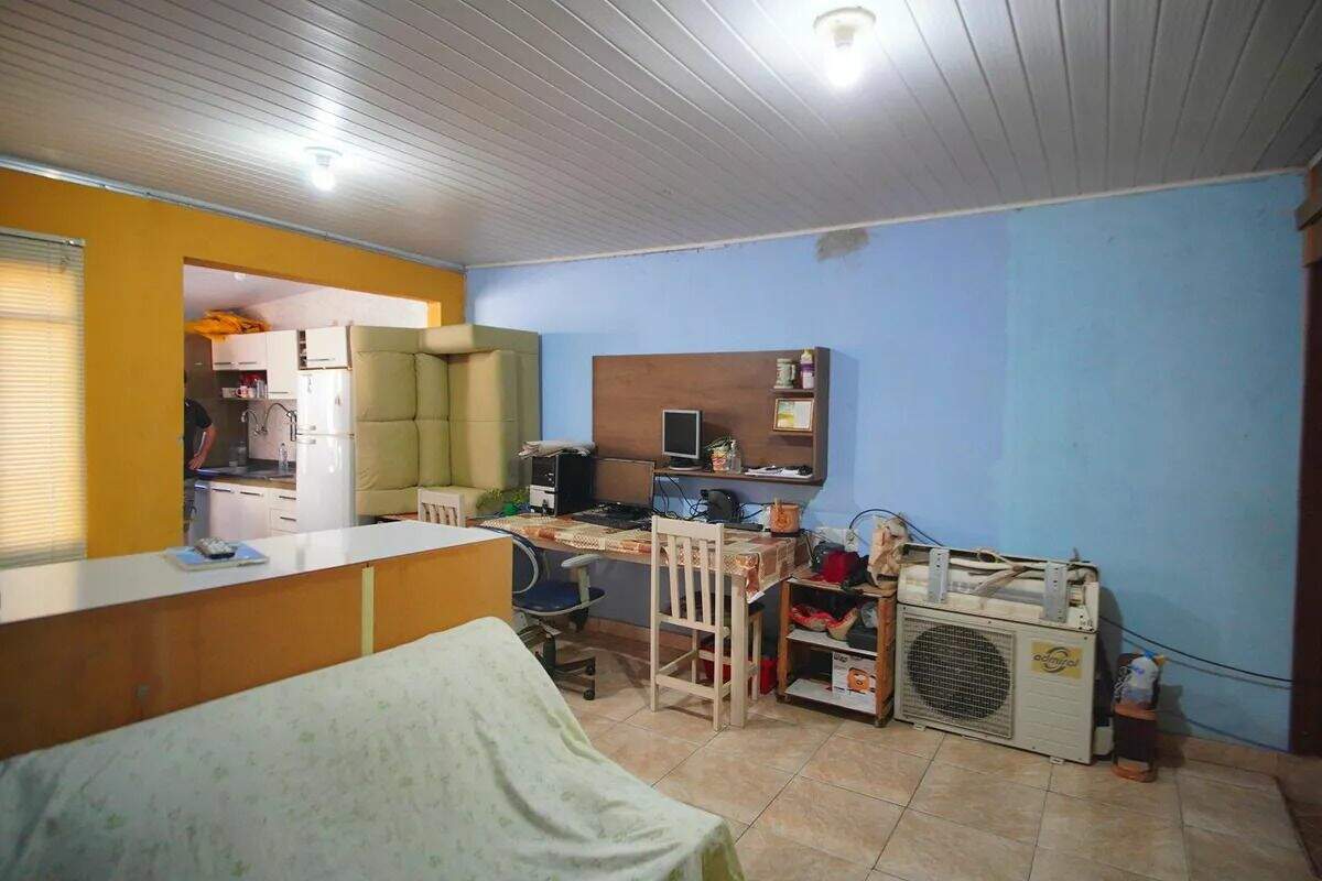 Casa com 2 quartos para aluguel, 52m² - Rubem Berta - Porto Alegre: 