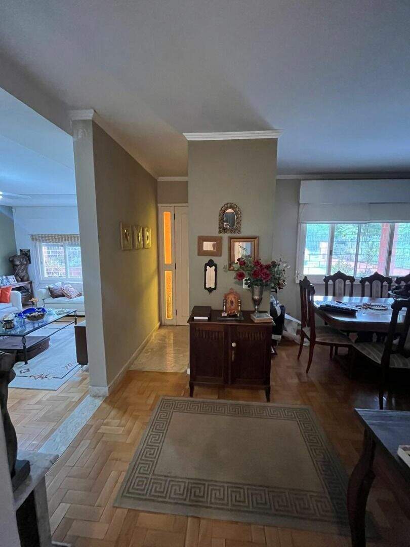 Casa com 5 quartos para aluguel, 295m² - Hípica - Porto Alegre: 