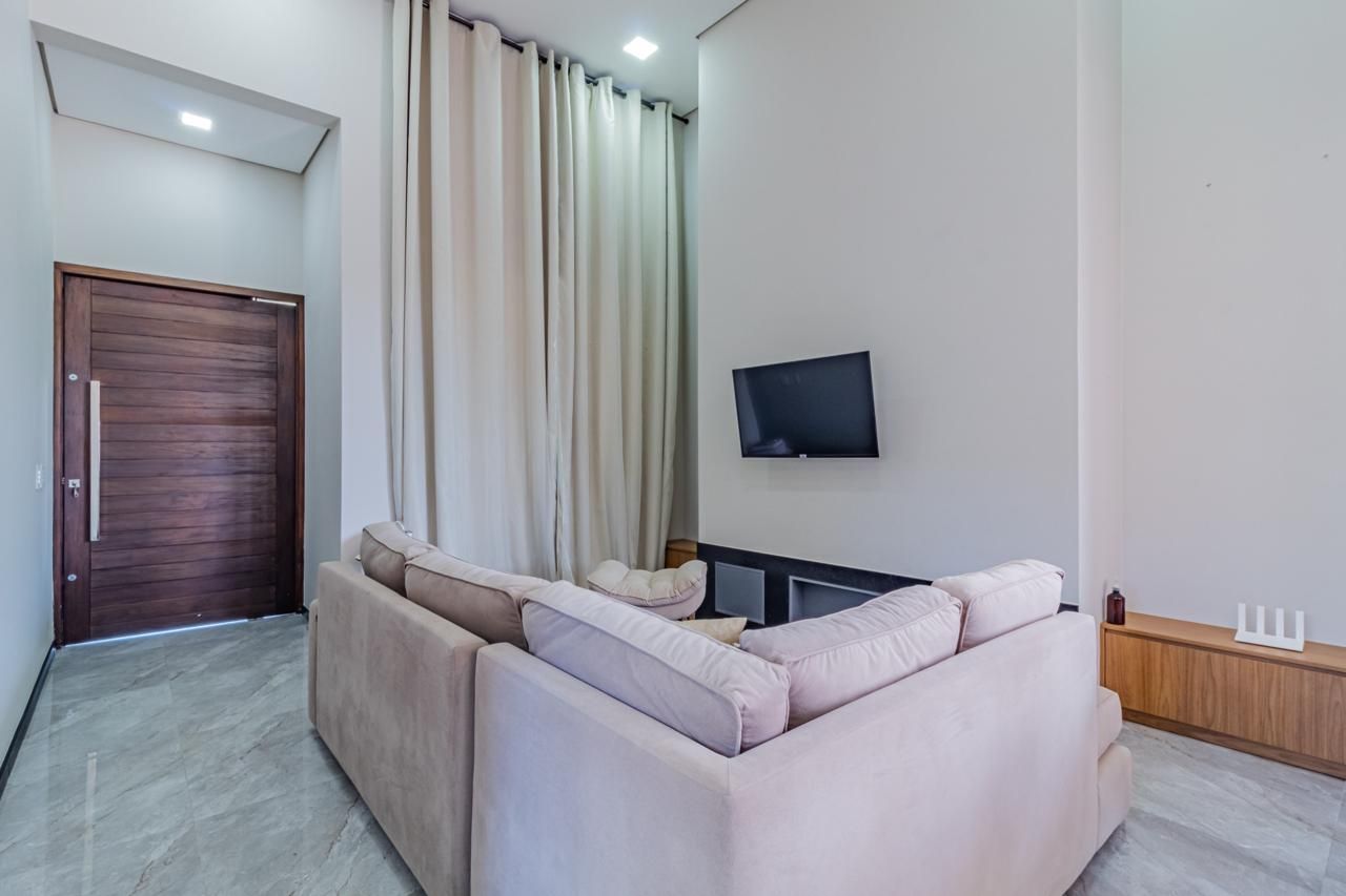 Casa com 3 quartos para aluguel, 137m² - Alphaville - Gravataí: 