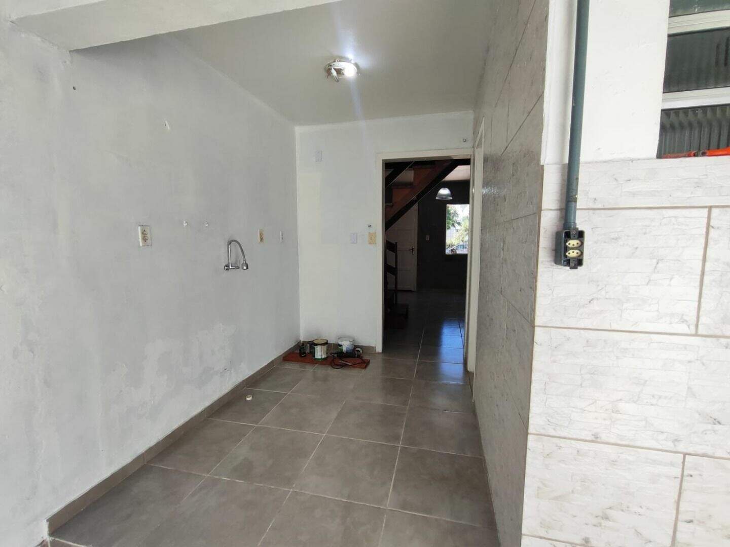 Casa com 2 quartos para aluguel, 57m² - Santa Cruz - Gravataí: 
