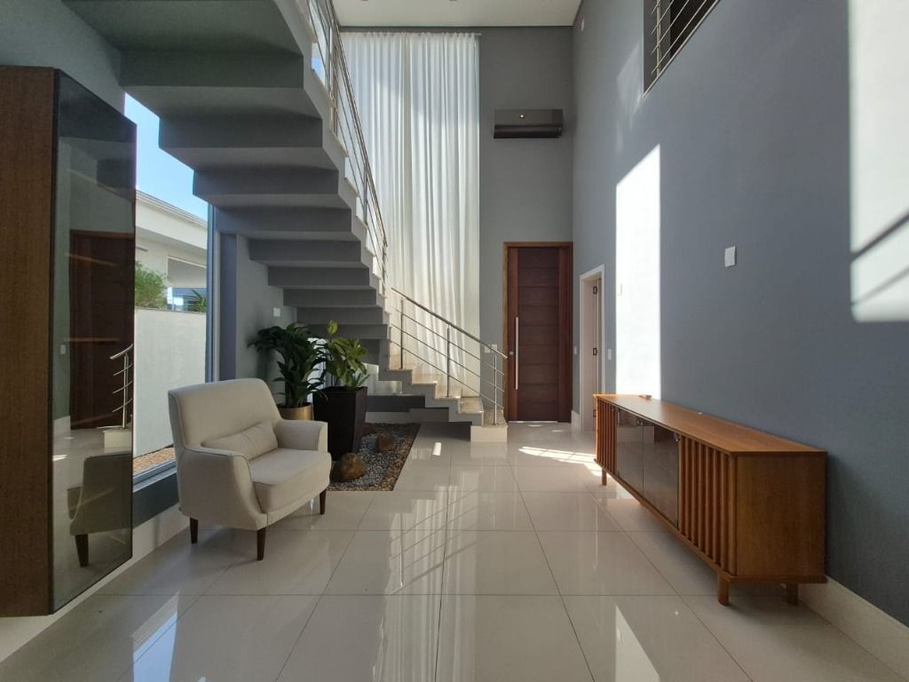 Casa com 3 quartos para aluguel, 245m² - Alphaville - Gravataí: 