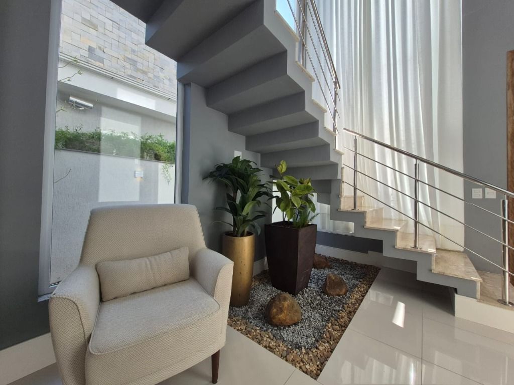 Casa com 3 quartos para aluguel, 245m² - Alphaville - Gravataí: 