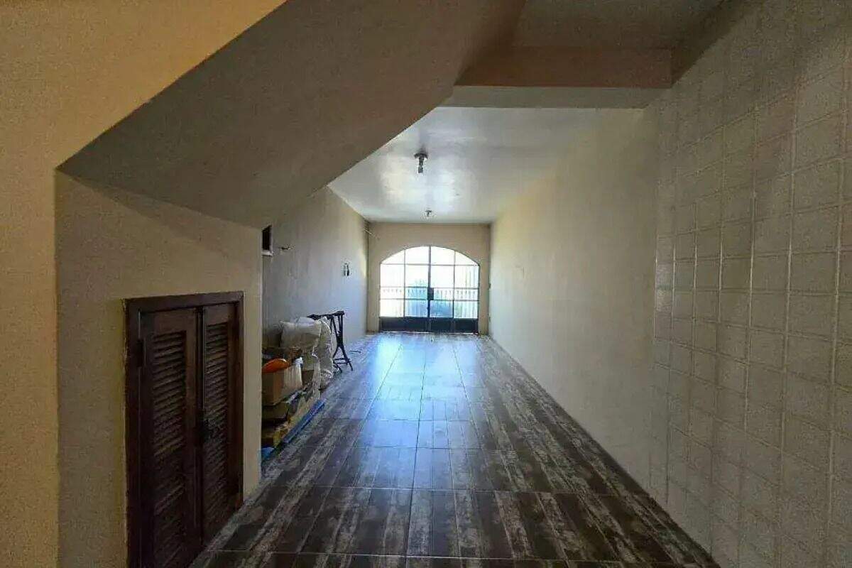 Casa com 5 quartos para aluguel, 280m² - Ipanema - Porto Alegre: 