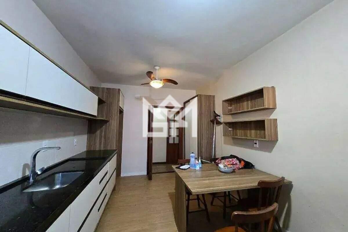 Casa com 5 quartos à venda, 280m² - Ipanema - Porto Alegre: 