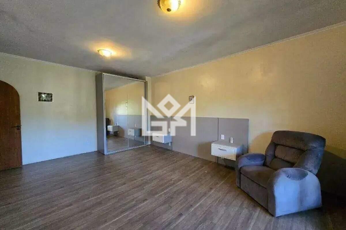 Casa com 5 quartos à venda, 280m² - Ipanema - Porto Alegre: 