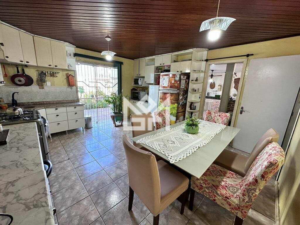 Casa com 4 quartos à venda, 243m² - São Jerônimo - Gravataí: 