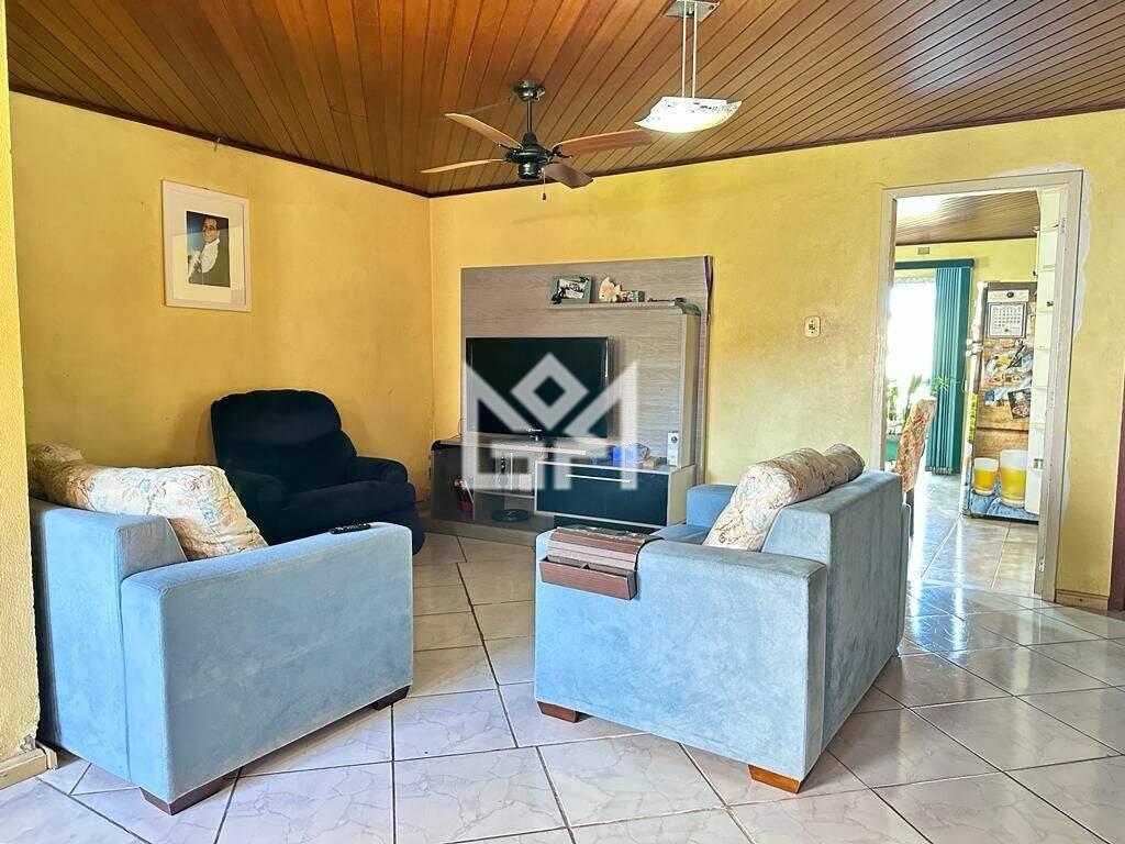 Casa com 4 quartos à venda, 243m² - São Jerônimo - Gravataí: 