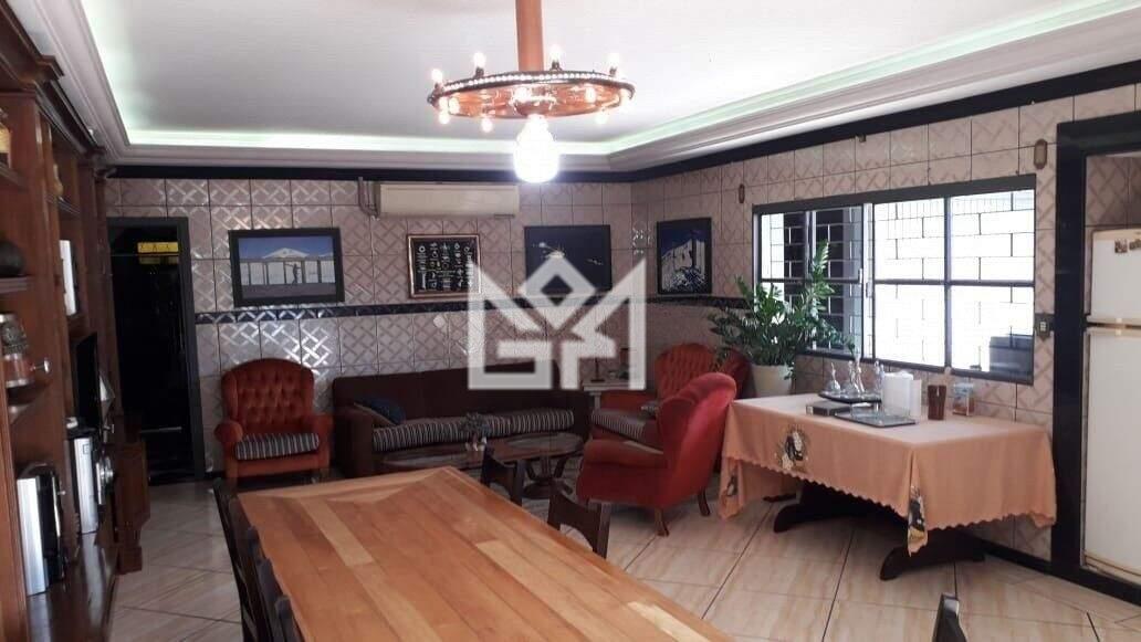 Casa com 3 quartos à venda, 263m² - Centro - Eldorado do Sul: 