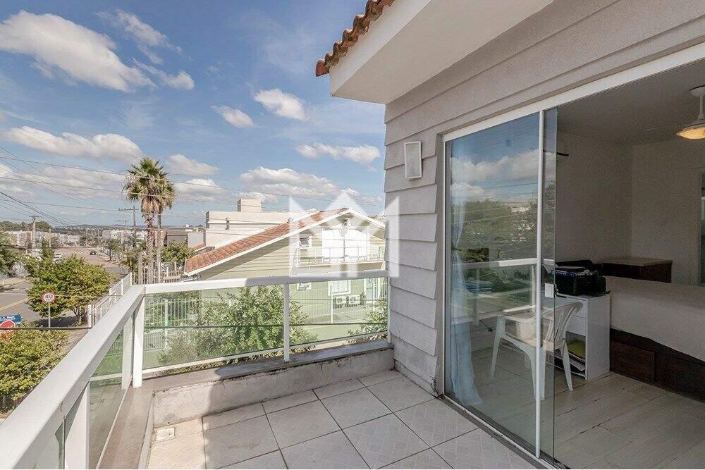 Casa com 4 quartos à venda, 132m² - Lomba do Pinheiro - Porto Alegre: 