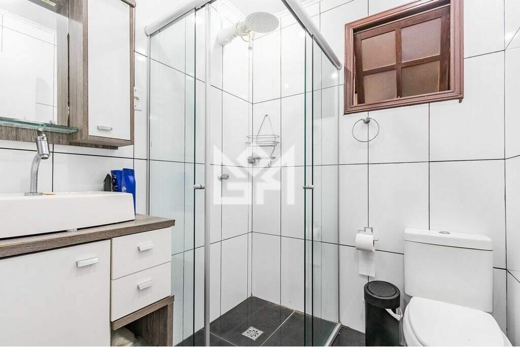 Casa com 3 quartos à venda, 180m² - Rubem Berta - Porto Alegre: 