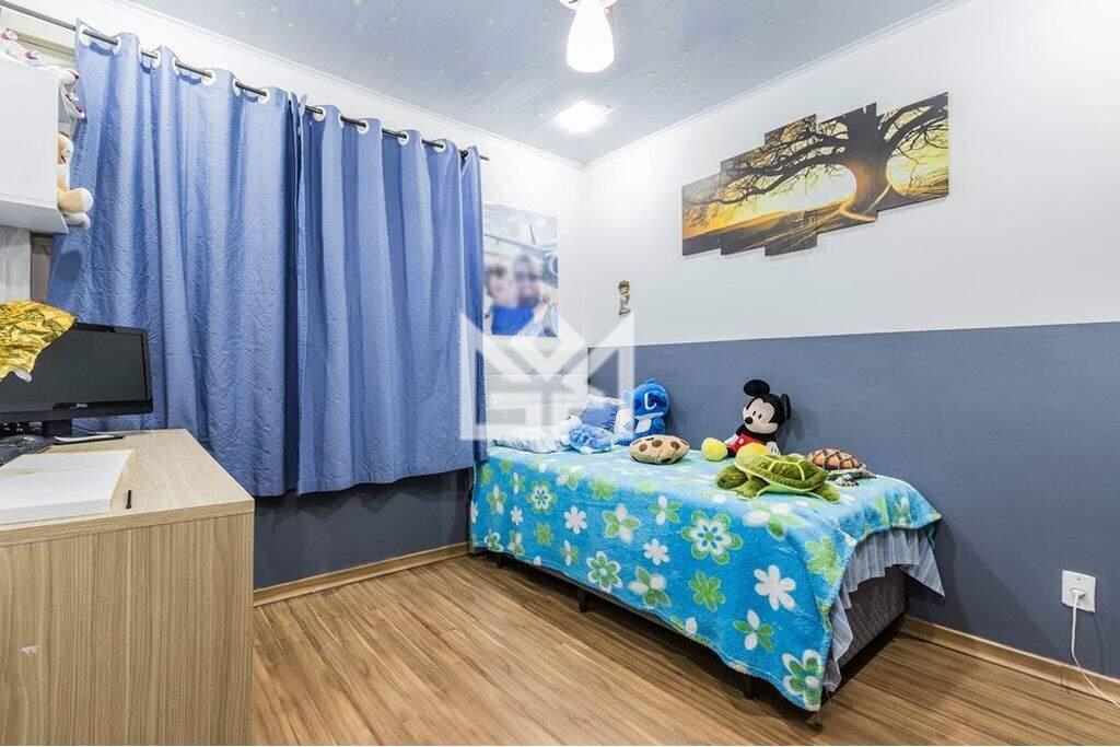 Casa com 3 quartos à venda, 180m² - Rubem Berta - Porto Alegre: 