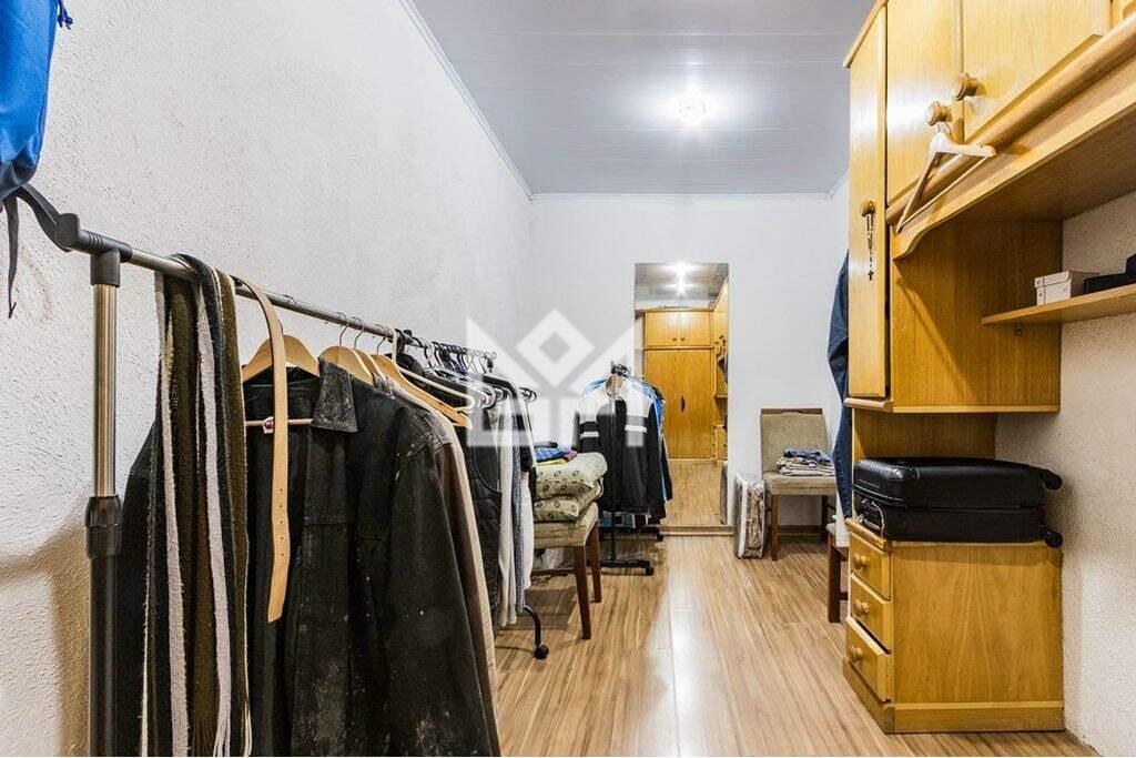 Casa com 3 quartos à venda, 180m² - Rubem Berta - Porto Alegre: 