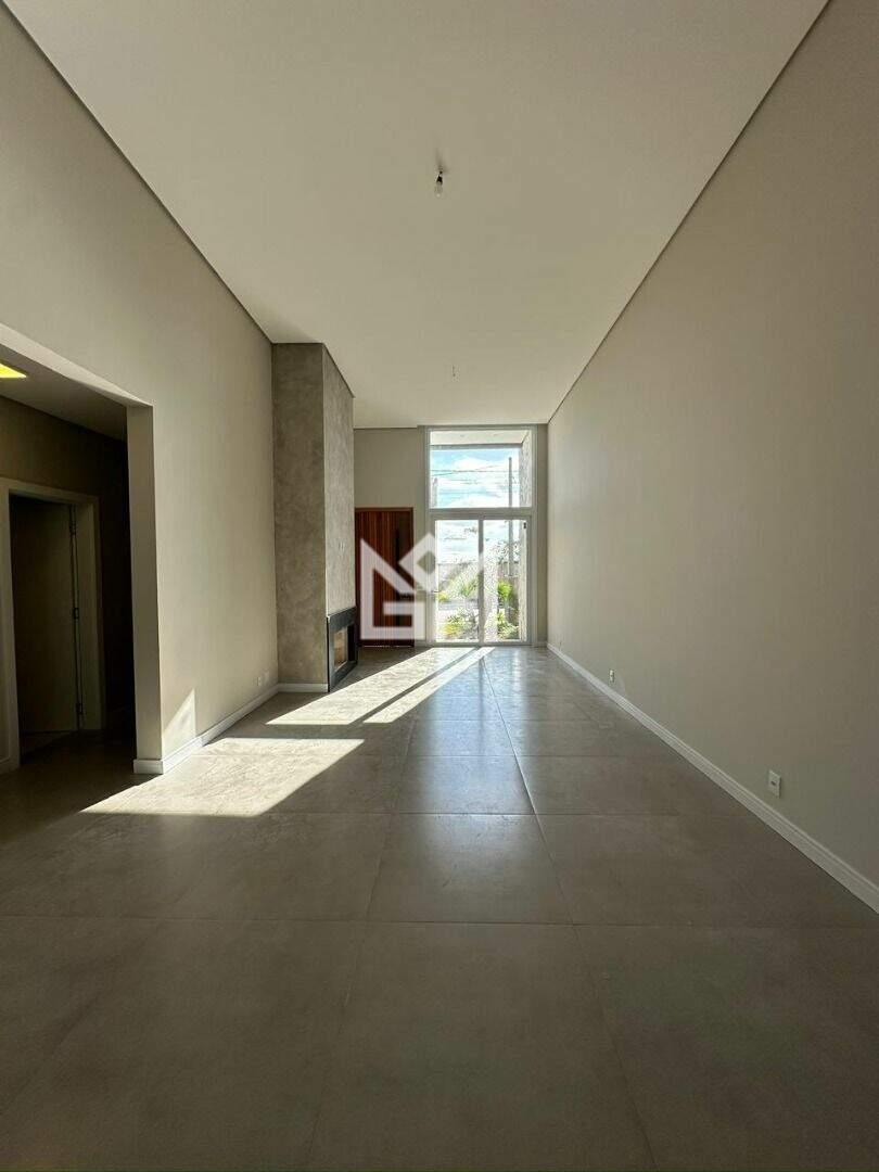Casa com 3 quartos à venda, 159m² - Centro - Gravataí: 