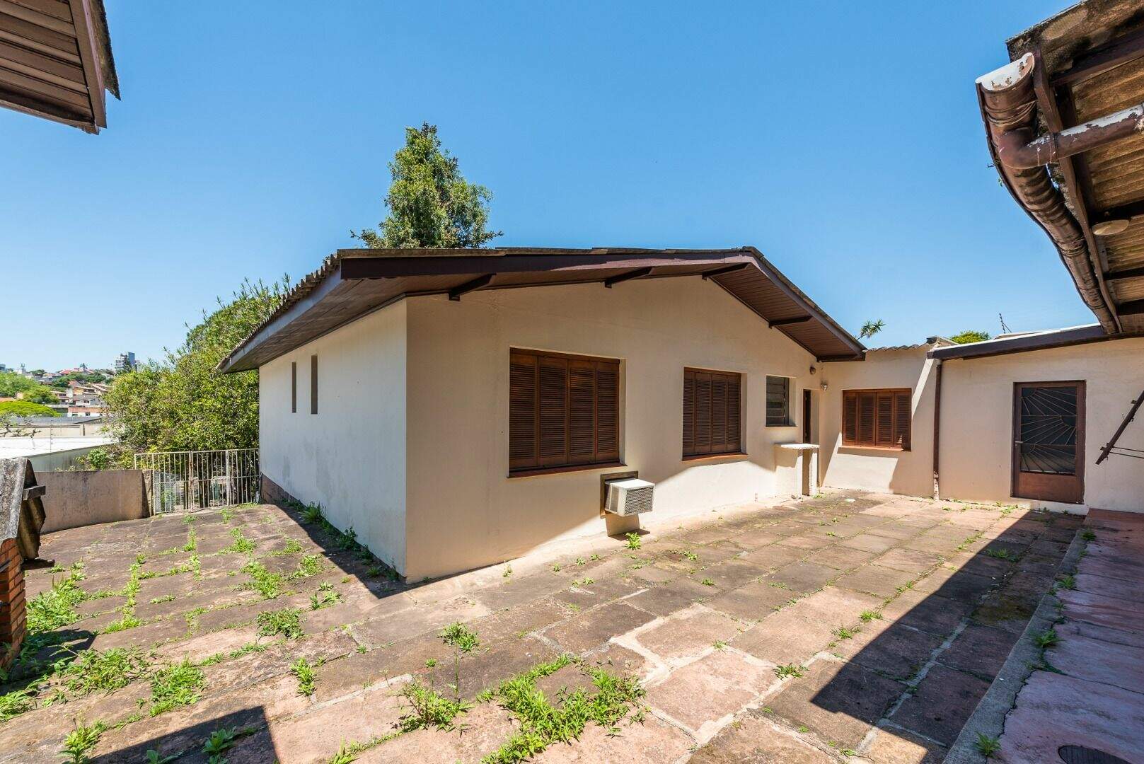 Casa com 3 quartos para aluguel, 206m² - Cristal - Porto Alegre: 