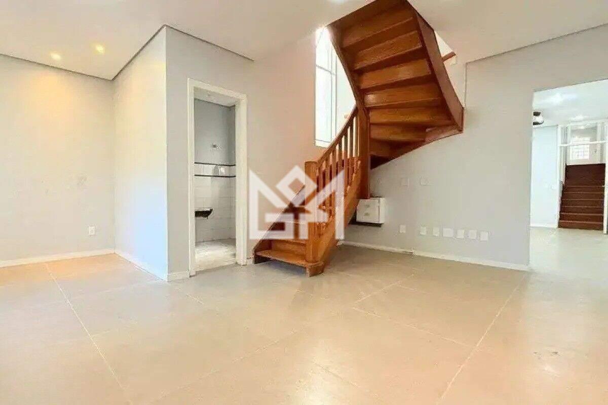 Casa com 5 quartos à venda, 231m² - Centro - Porto Alegre: 