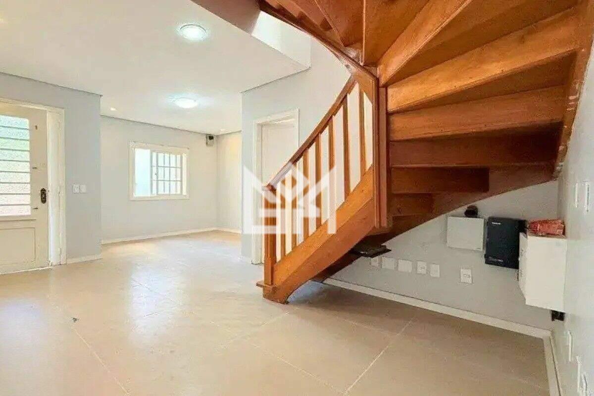 Casa com 5 quartos à venda, 231m² - Centro - Porto Alegre: 