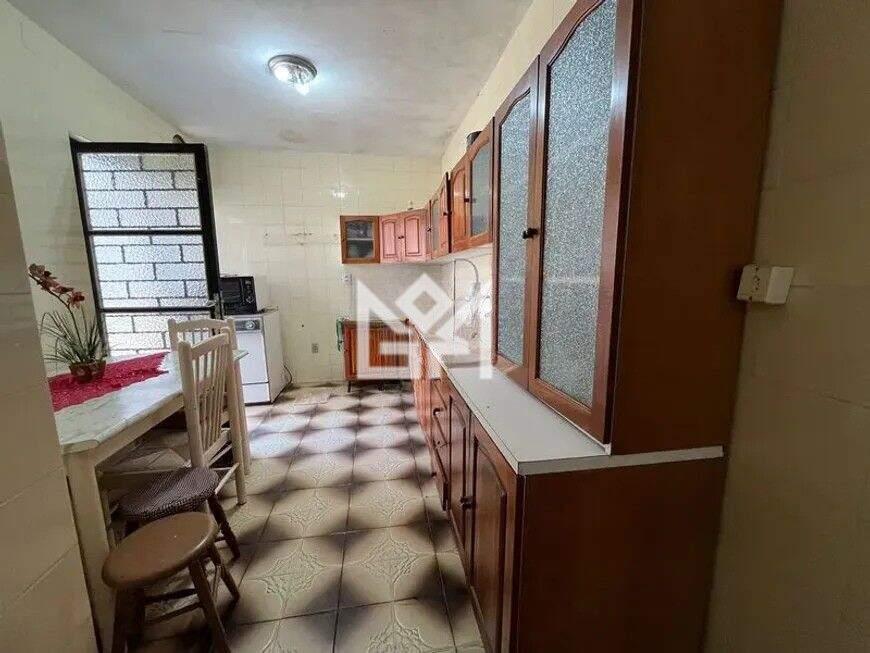 Casa com 3 quartos à venda, 250m² - Boa Vista - Porto Alegre: 