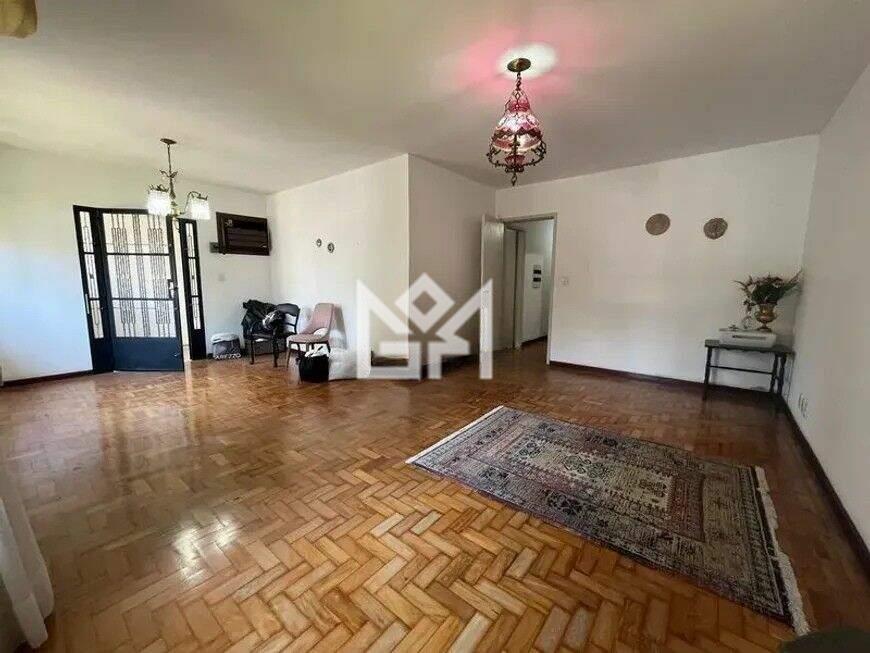 Casa com 3 quartos à venda, 250m² - Boa Vista - Porto Alegre: 