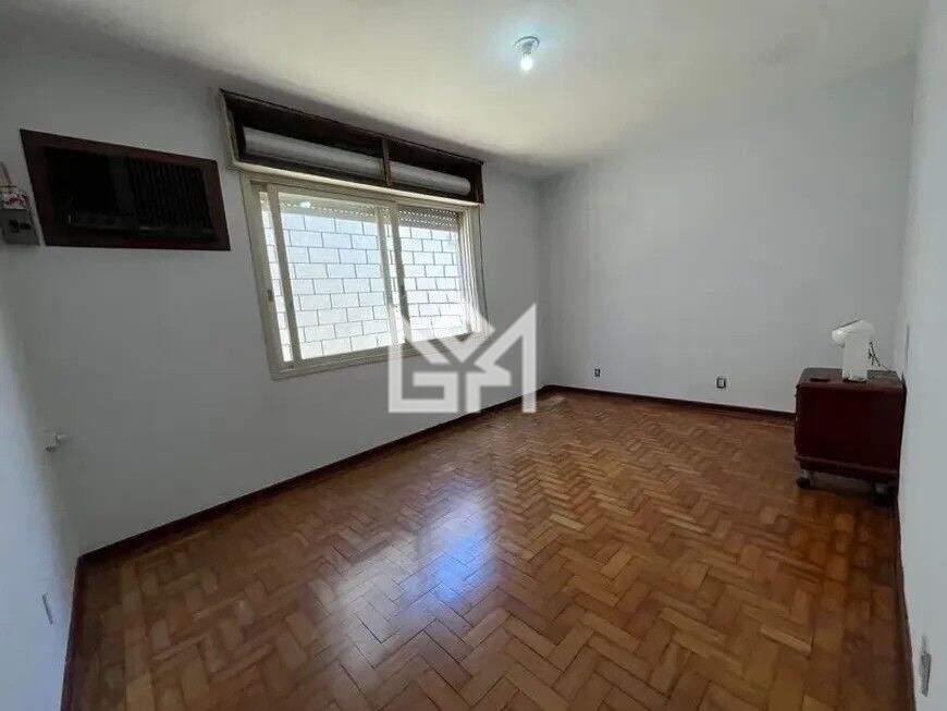 Casa com 3 quartos à venda, 250m² - Boa Vista - Porto Alegre: 