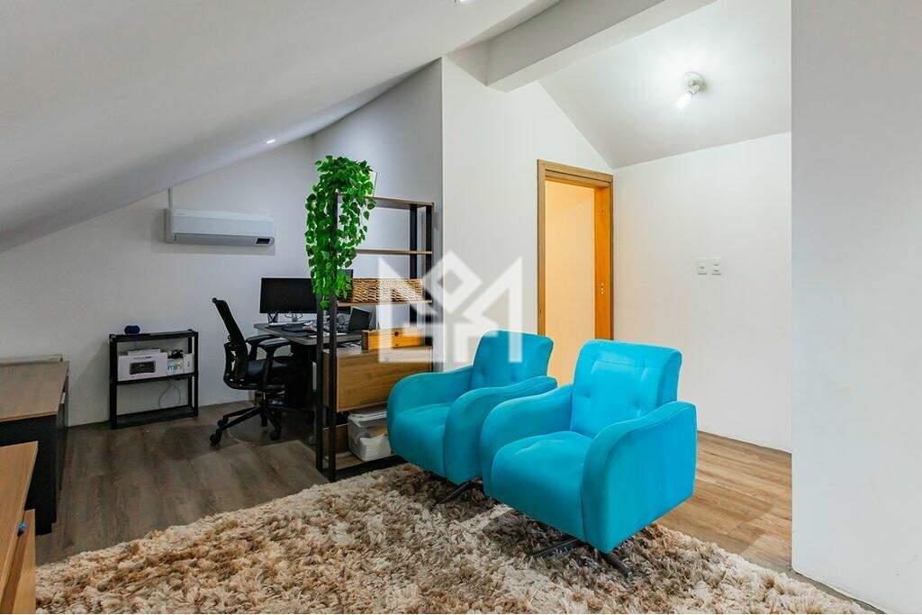 Casa com 3 quartos à venda, 240m² - Lomba do Pinheiro - Porto Alegre: 