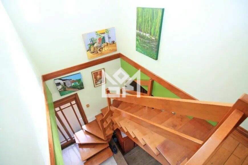 Casa com 4 quartos à venda, 241m² - Jardim Itu Sabará - Porto Alegre: 