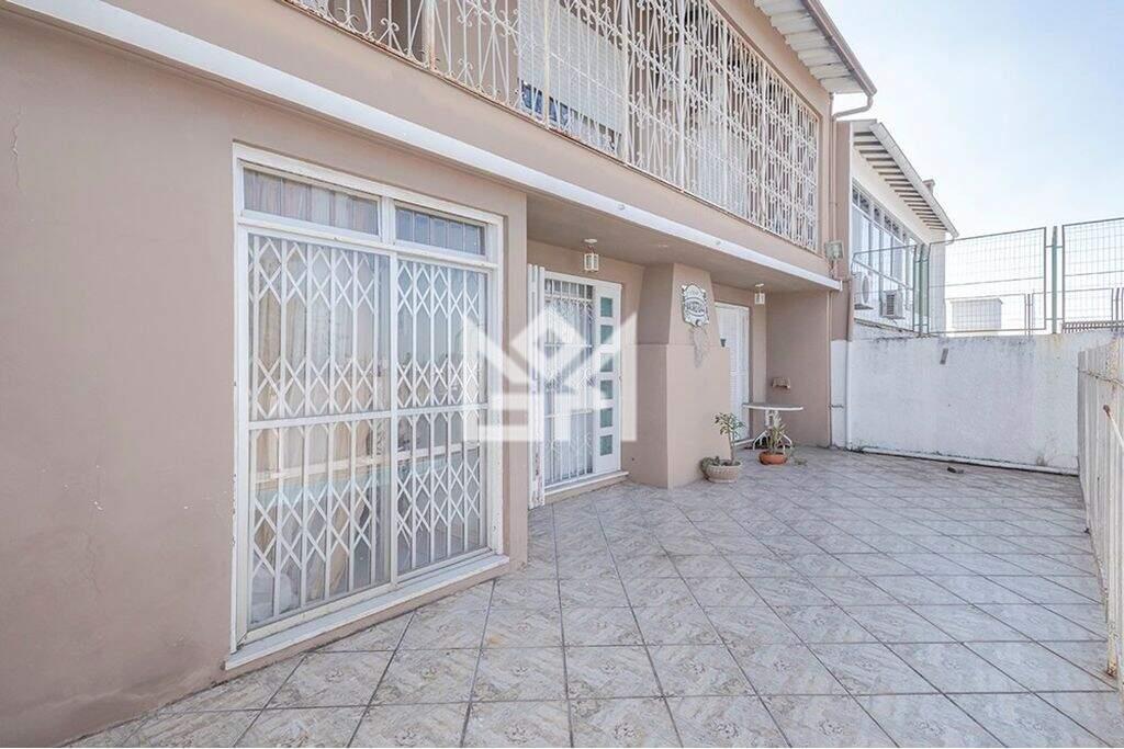 Casa com 3 quartos à venda, 300m² - Jardim Itu Sabará - Porto Alegre: 