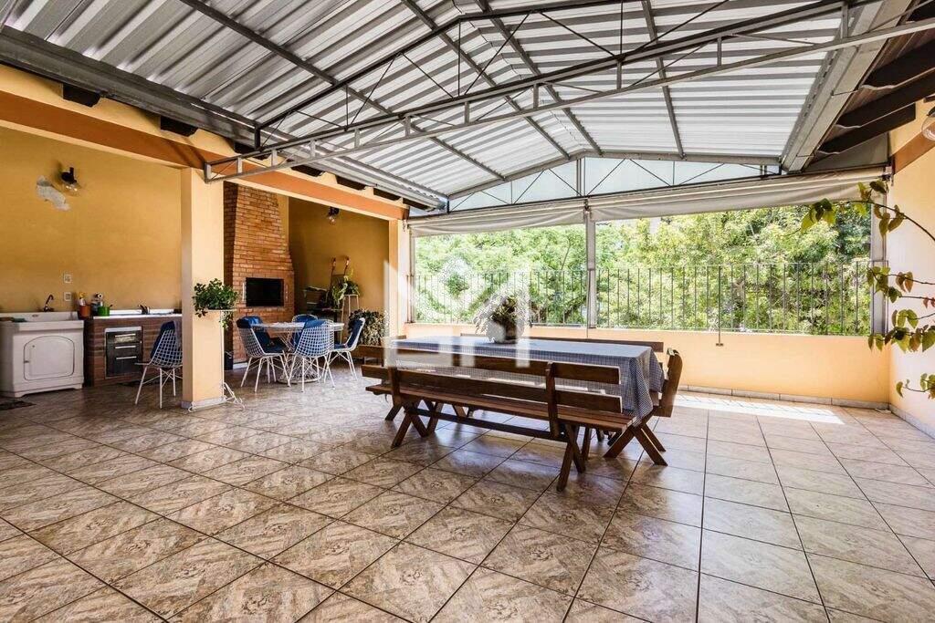 Casa com 3 quartos à venda, 292m² - Tristeza - Porto Alegre: 