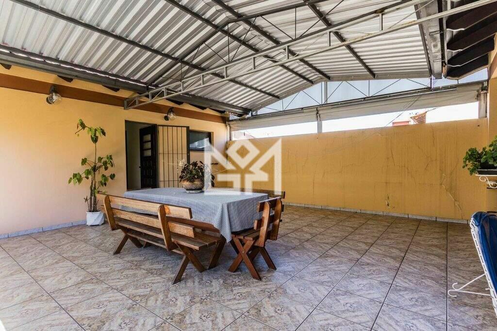 Casa com 3 quartos à venda, 292m² - Tristeza - Porto Alegre: 