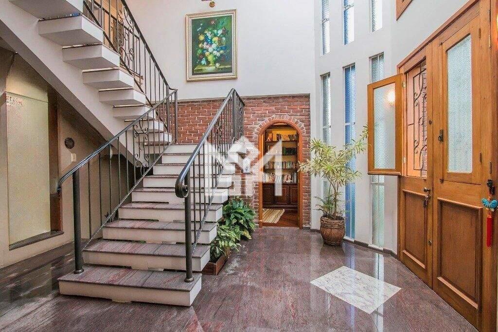 Casa com 3 quartos à venda, 397m² - Jardim Itu Sabará - Porto Alegre: 
