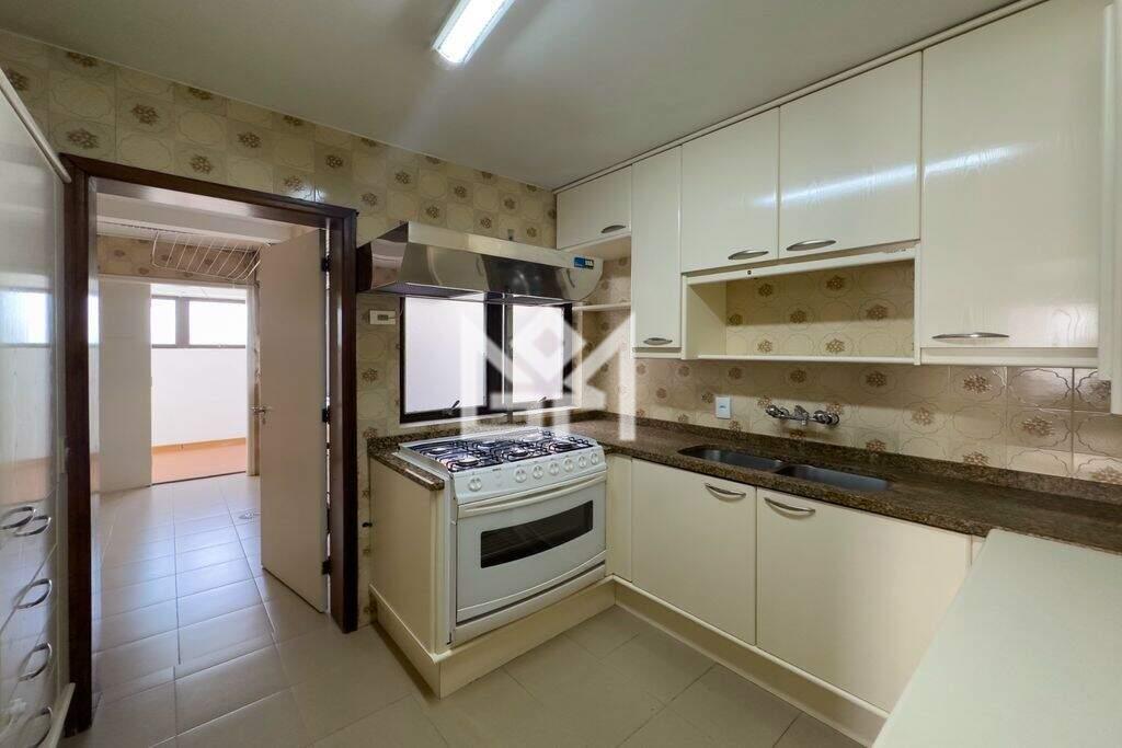 Cobertura com 4 quartos à venda, 285,66m² - Mont'Serrat - Porto Alegre: 