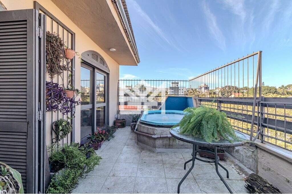 Cobertura com 3 quartos à venda, 210m² - Cristal - Porto Alegre: 