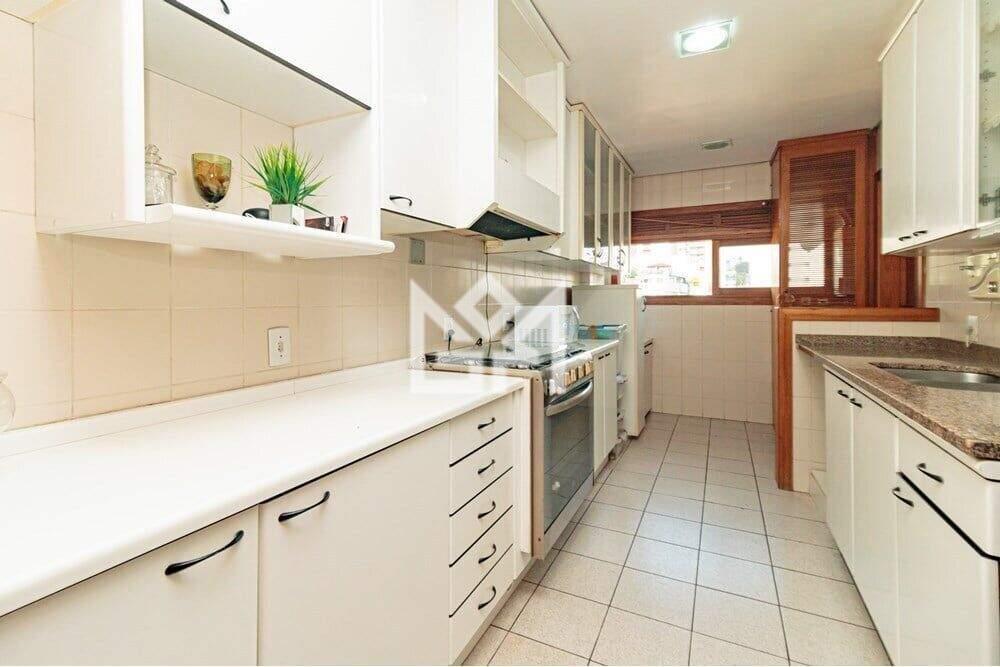 Cobertura com 3 quartos à venda, 290m² - Moinhos de Vento - Porto Alegre: 