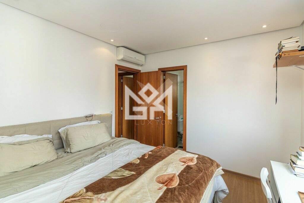 Cobertura com 2 quartos à venda, 185m² - Rio Branco - Porto Alegre: 