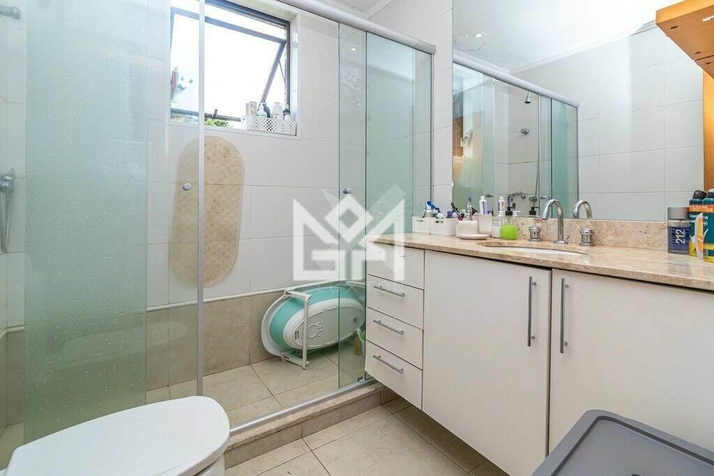 Cobertura com 2 quartos à venda, 185m² - Rio Branco - Porto Alegre: 