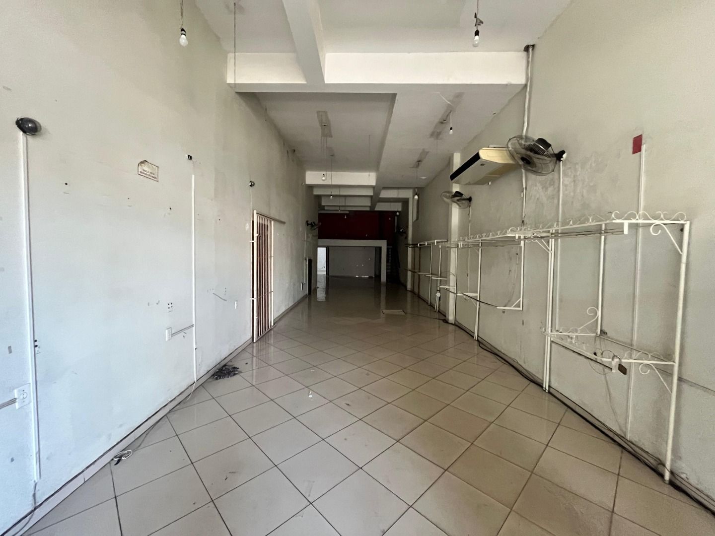 Loja com para aluguel, 170m² - São Vicente - Gravataí: 