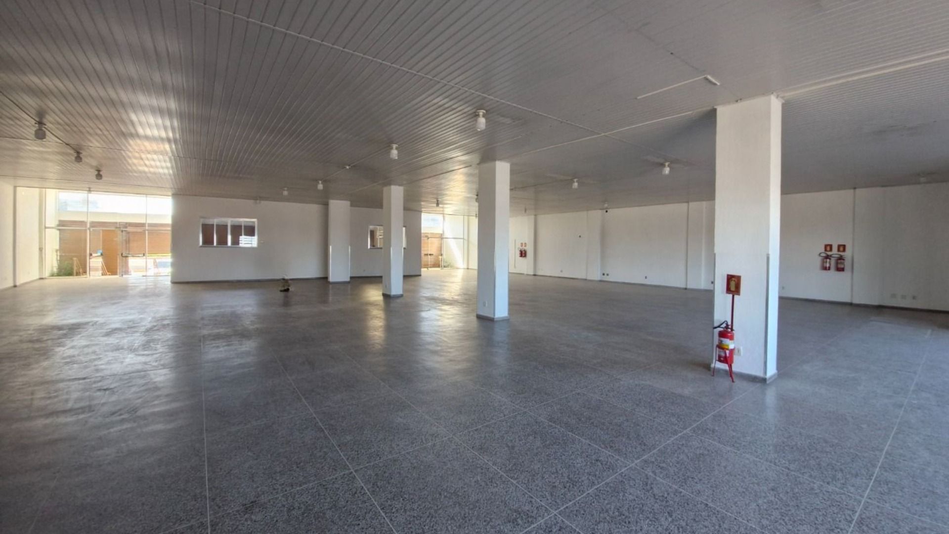 Loja com para aluguel, 900m² - Parque Florido - Gravataí: 