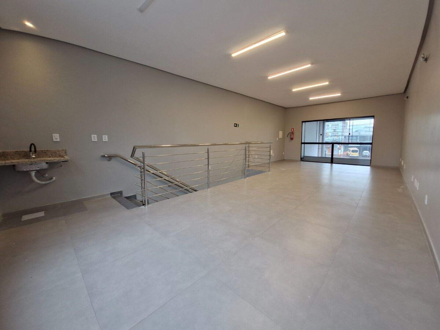 Loja com para aluguel, 115m² - Sarandi - Porto Alegre: 