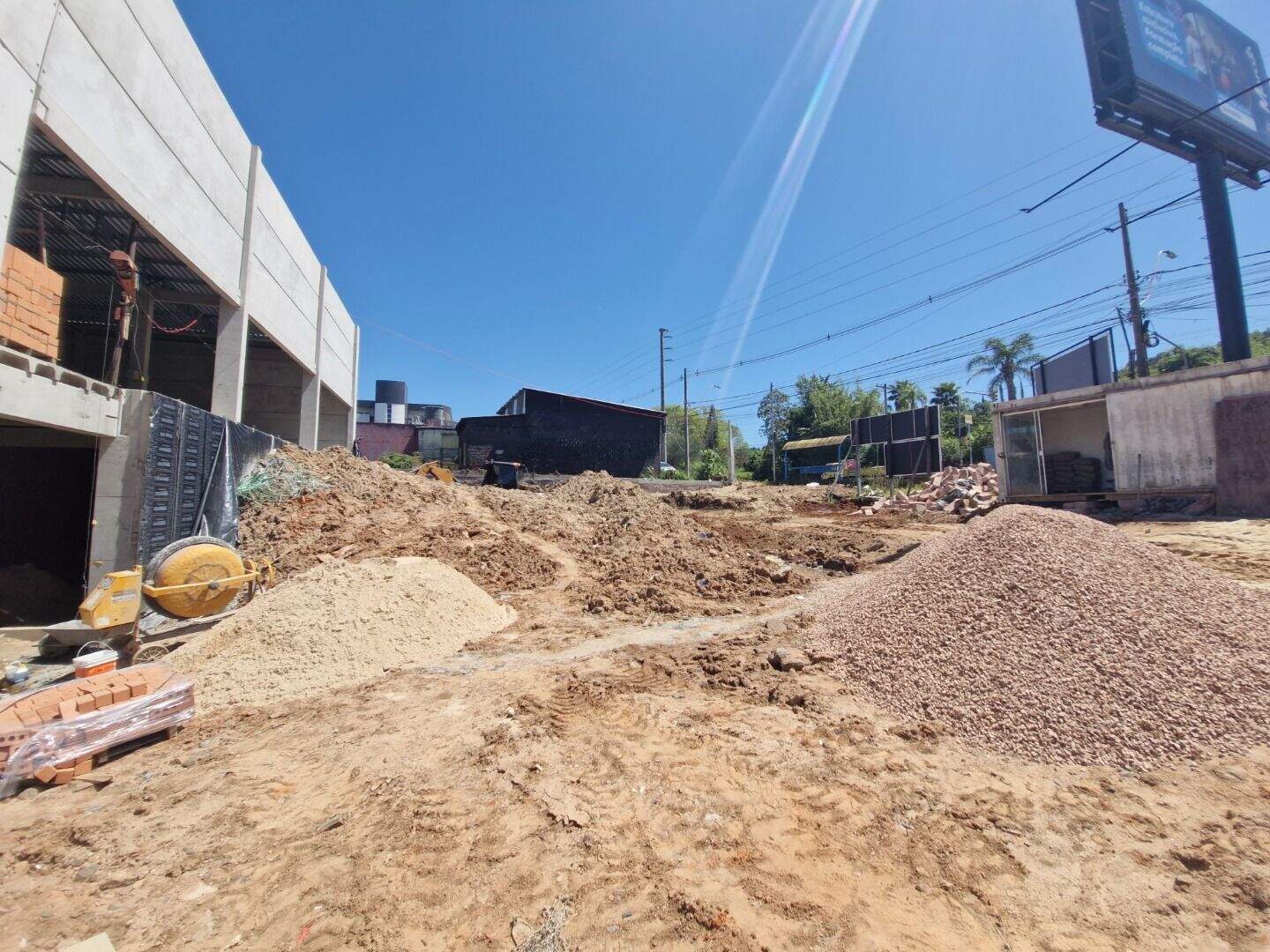 Loja com para aluguel, 94,6m² - Hípica - Porto Alegre: 