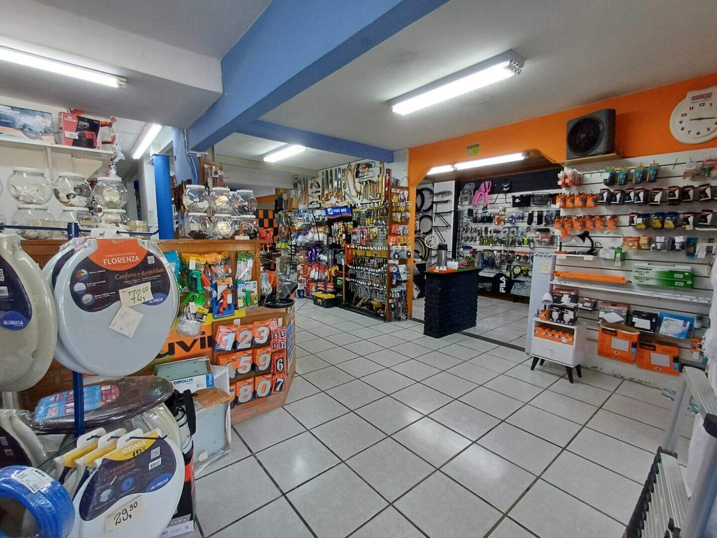Loja com para aluguel, 410m² - Jardim Botânico - Porto Alegre: 