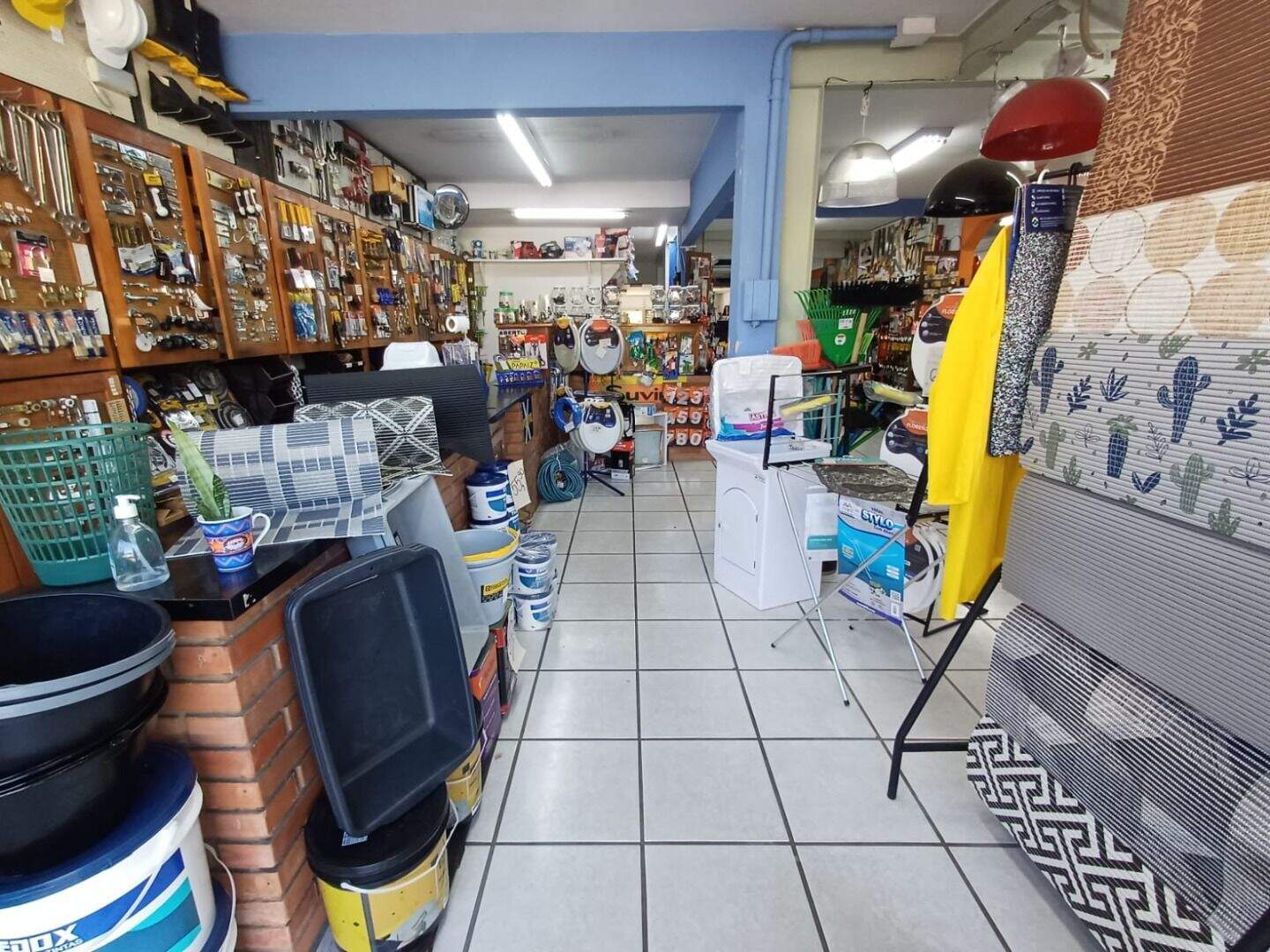 Loja com para aluguel, 410m² - Jardim Botânico - Porto Alegre: 