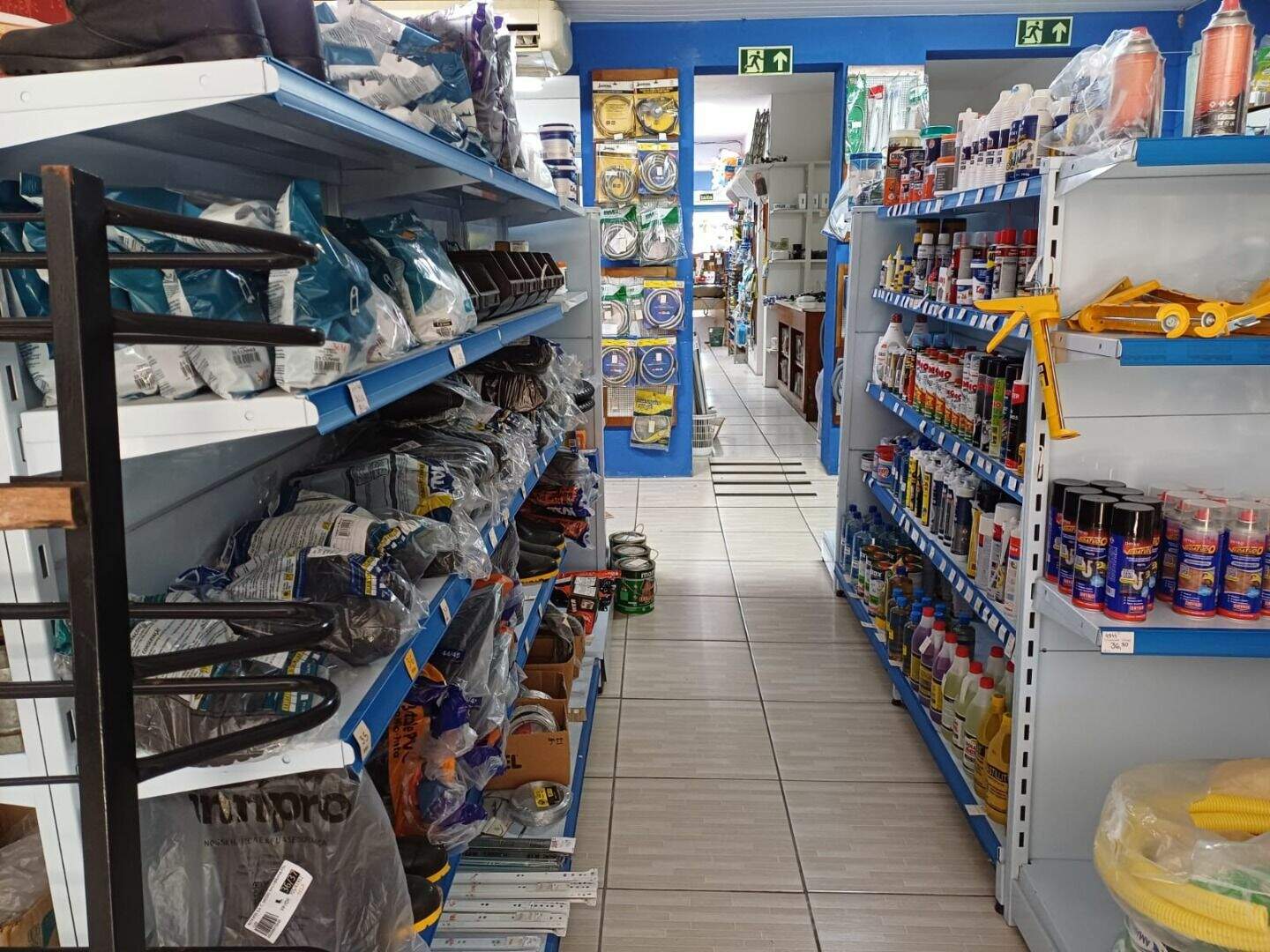 Loja com para aluguel, 410m² - Jardim Botânico - Porto Alegre: 