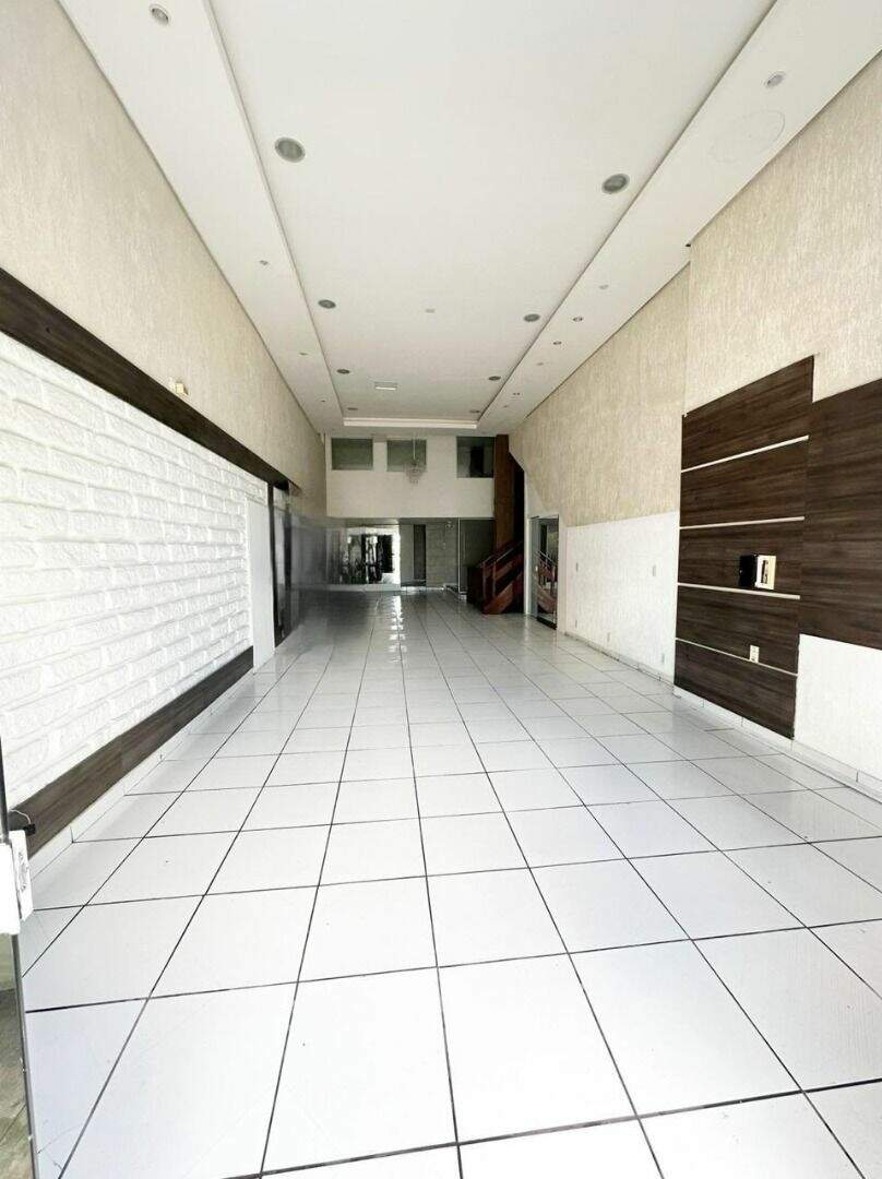 Loja com para aluguel, 150m² - Vila Jardim - Porto Alegre: 