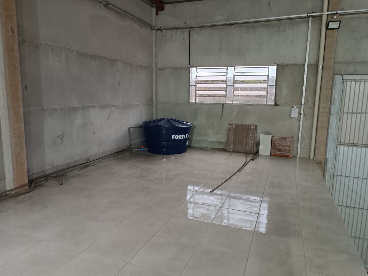 Pavilhão/Galpão/Depósito/Armazém com para aluguel, 640m² - Neópolis - Gravataí: 