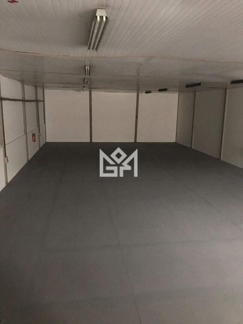 Pavilhão/Galpão/Depósito/Armazém com à venda, 744,85m² - São João - Porto Alegre: 