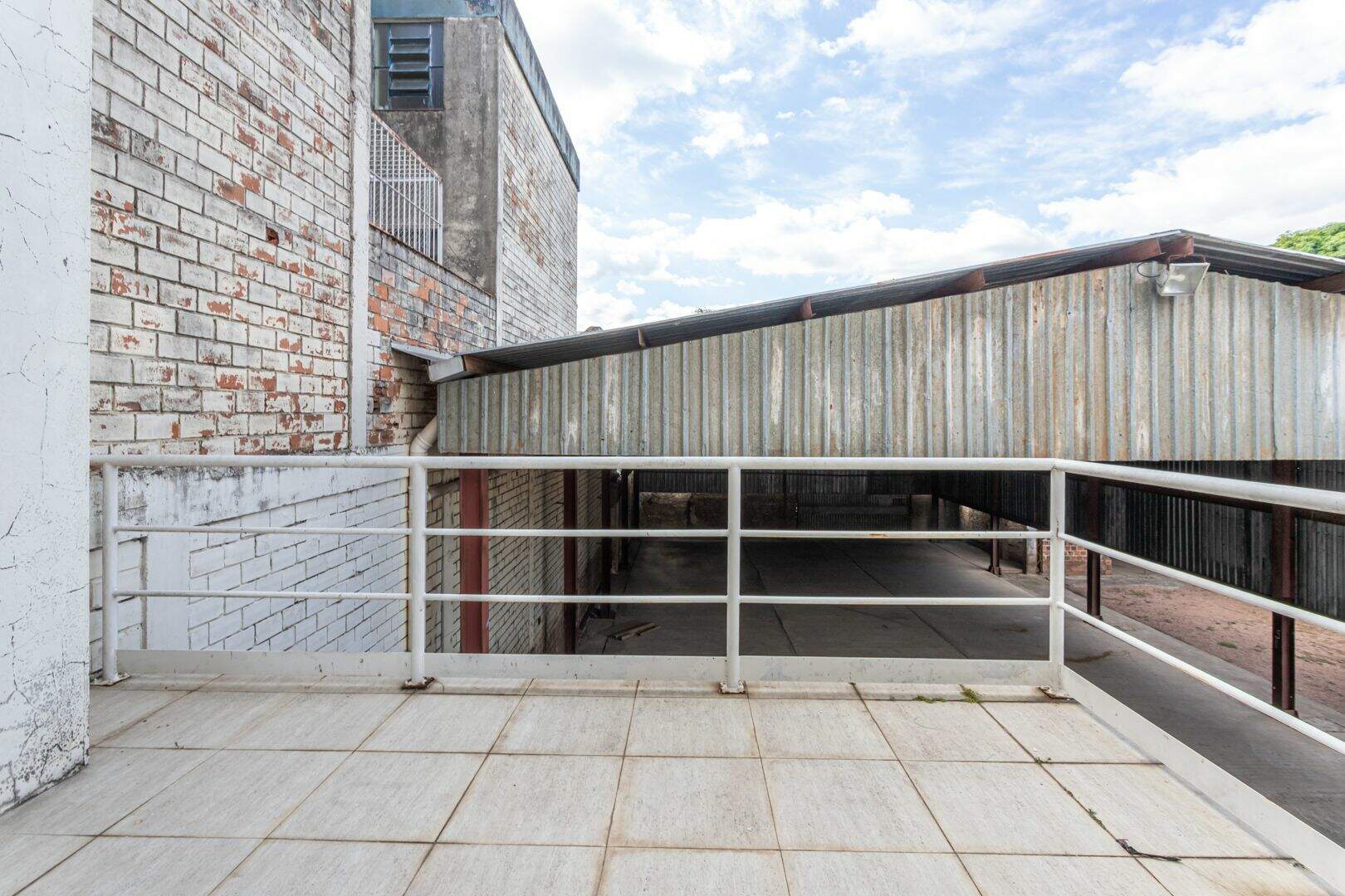 Pavilhão/Galpão/Depósito/Armazém com para aluguel, 420m² - Floresta - Porto Alegre: 