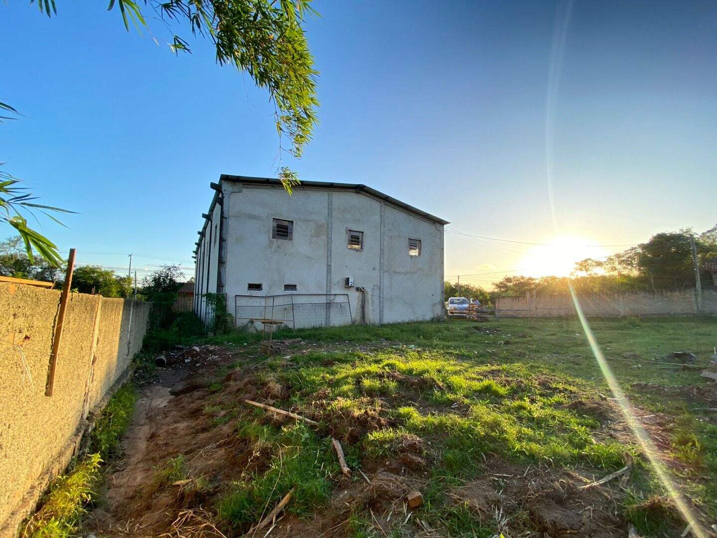 Pavilhão/Galpão/Depósito/Armazém com para aluguel, 1.700m² - Lageado - Porto Alegre: 