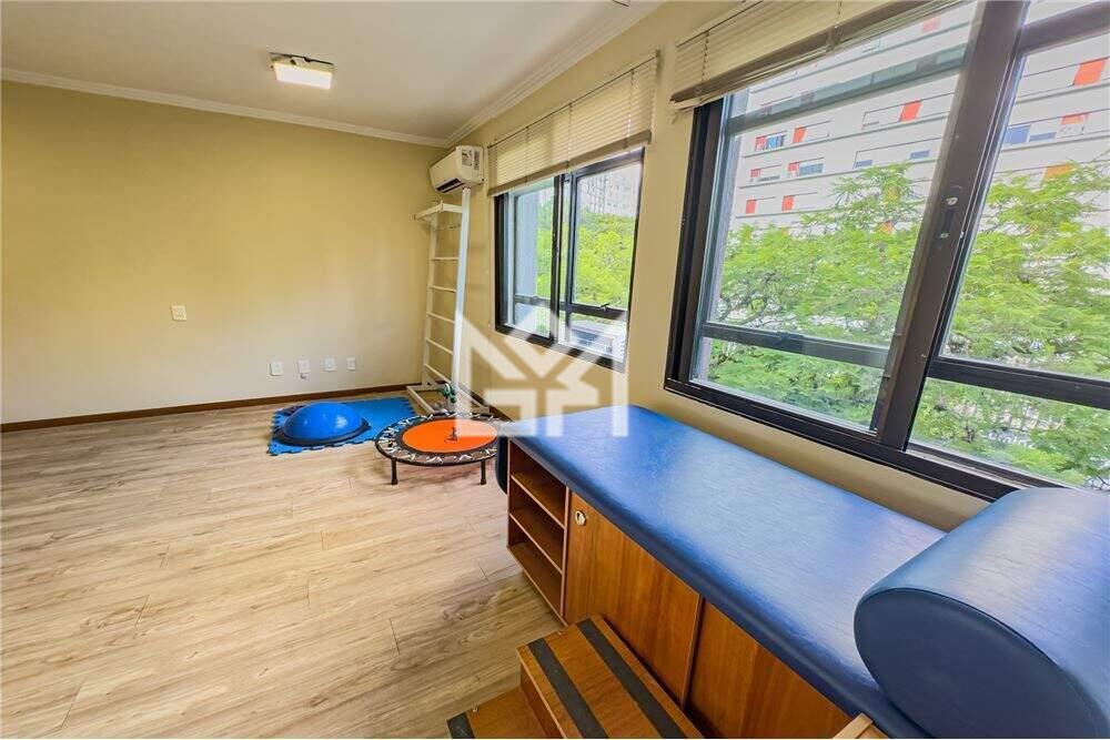 Sala/Conjunto Comercial com à venda, 39m² - Moinhos de Vento - Porto Alegre: 