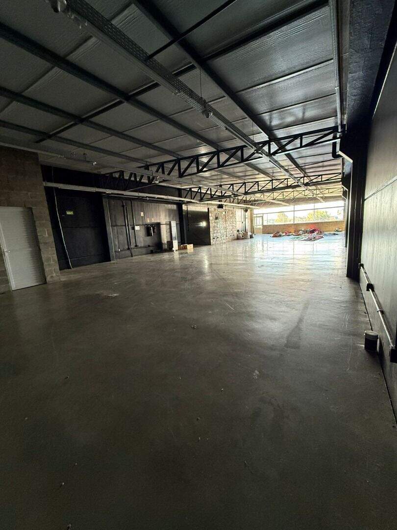 Sala/Conjunto Comercial com para aluguel, 228,26m² - Morada do Vale I - Gravataí: 