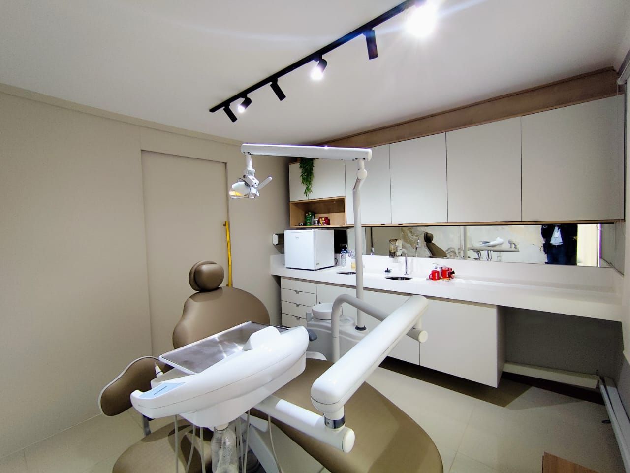 Sala/Conjunto Comercial com para aluguel, 45m² - Belém Novo - Porto Alegre: 