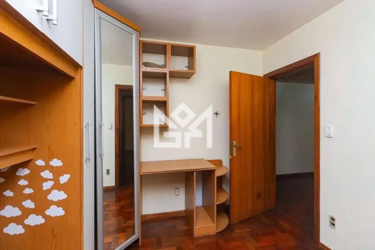 Casa com 3 quartos para aluguel, 162m² - Vila João Pessoa - Porto Alegre: 